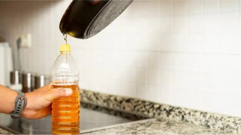 Descubra três truques simples para reutilizar o óleo de cozinha em toda a casa