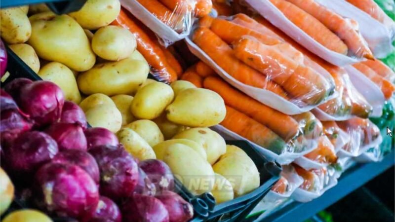 Tomate e batata ficam mais baratos e puxam valor da cesta básica em Cuiabá