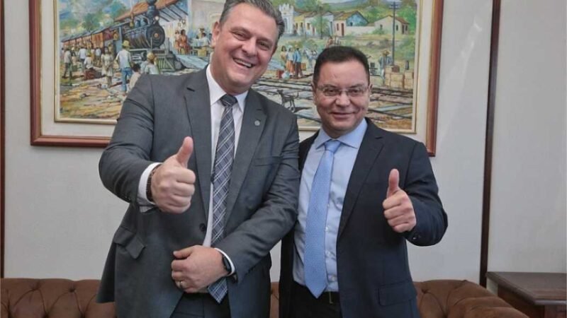 Fávaro diz que não pode segurar vaga de Botelho se for “intimado” por Lula