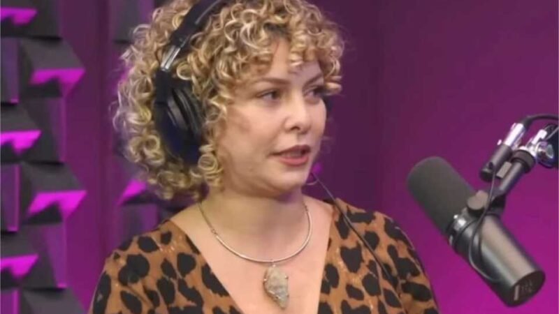 Ex-paquita nega defesa a Marlene e diz não ser amiga de Xuxa