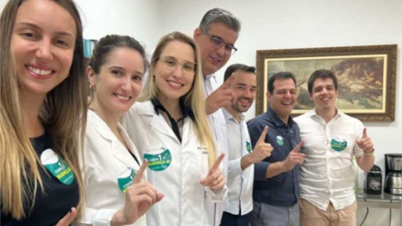 Oposição cita “abandono aos médicos” e lança chapa
