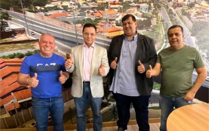 Chico 2000 recebe visita de Presidente da ALMT