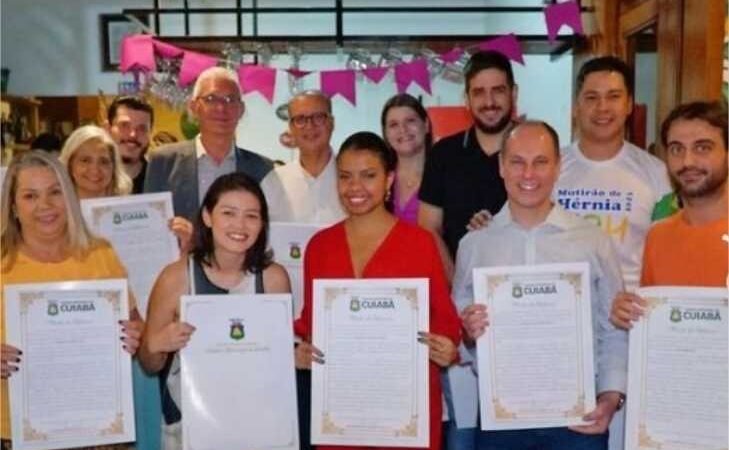 Nadaf homenageia profissionais que participaram do mutirão de cirurgias