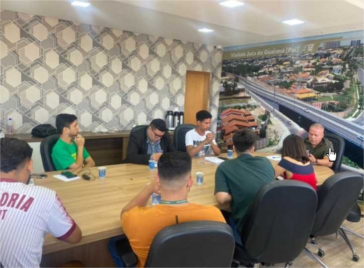 Chico vai intermediar reunião entre estudantes e prefeitura