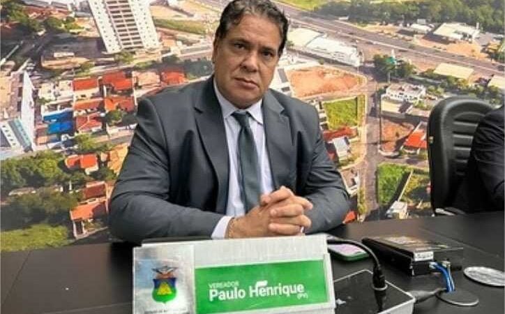 Paulo Henrique leva cata-trecos ao Tropical Ville e consegue instalação de redutor de velocidade em 2 bairros