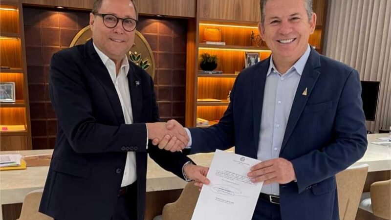 Mauro Carvalho assume Senado e Fábio Garcia a Casa Civil