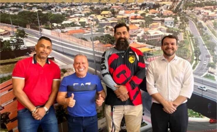 Presidente recebe representante dos motoboys de Cuiabá para ouvir demandas
