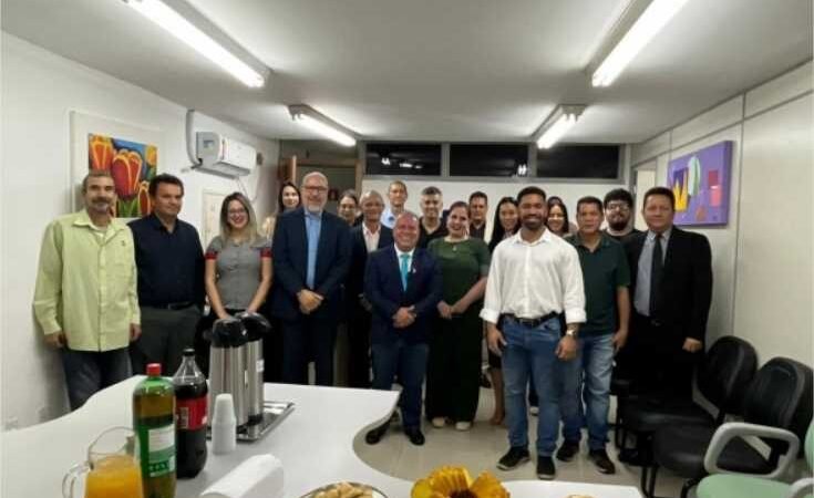 Chico se reúne com servidores da Procuradoria e TI para Café com Presidente