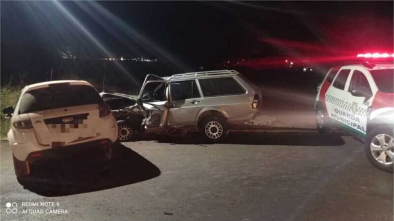 Motorista bêbado e sem habilitação colide contra carro em bairro de VG