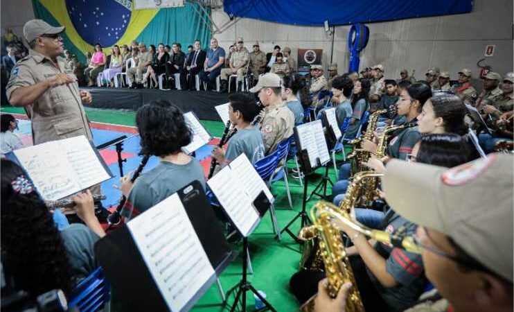 Corpo de Bombeiros encerra ano letivo de projetos sociais e entrega medalhas nesta quinta-feira (24)