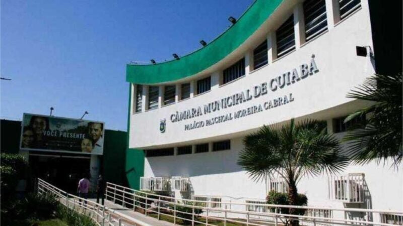 Chico 2000 aprova com vereadores projeto para ampliar vagas na Câmara de Cuiabá