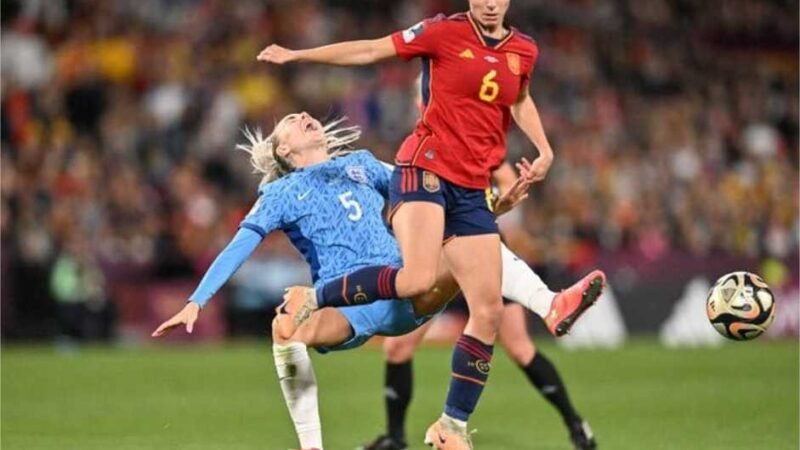 Espanha supera Inglaterra e é a campeã da Copa feminina