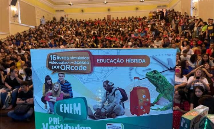 Professora da Seduc dá dicas para estudantes tirarem boas notas no Enem