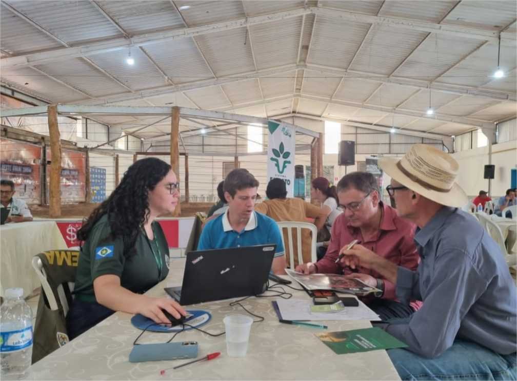 Sema-MT atende produtores com orientações sobre 350 CARs durante mutirão ambiental