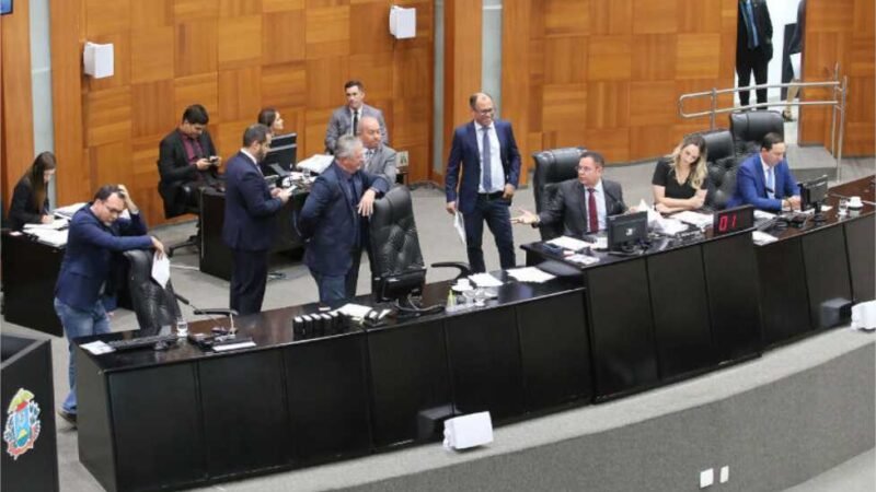 Assembleia aprova projeto que estabelece padronização de garrafões de água mineral em MT