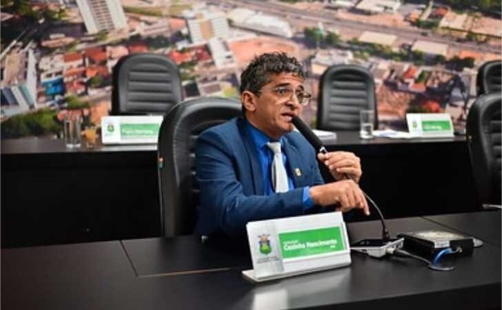 Cezinha celebra implantação de redutores de velocidade no Altos da Serra 1