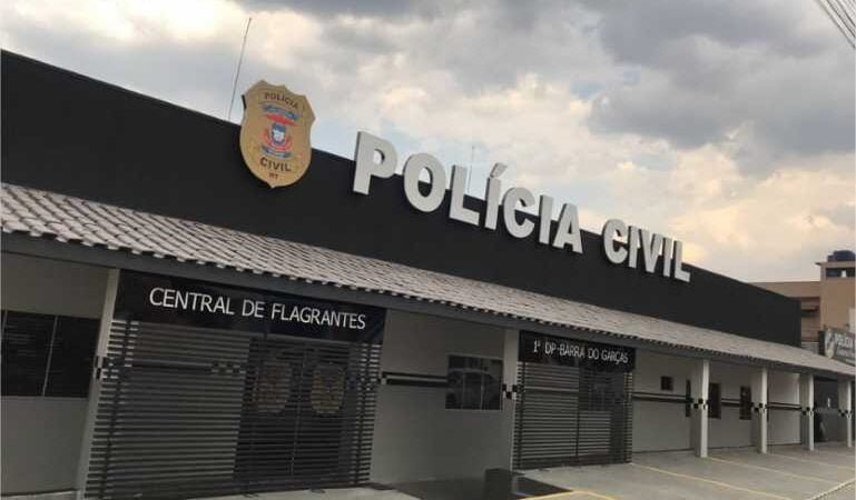 Jovem de 24 anos aplica golpe de R$ 27,5 mil em namorado idoso de 81 anos