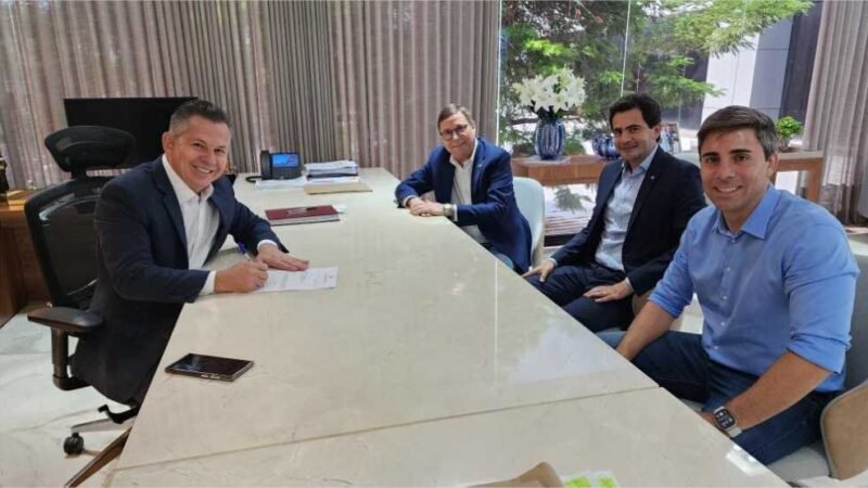 Governador envia projeto para criar mais escolas militares em Mato Grosso