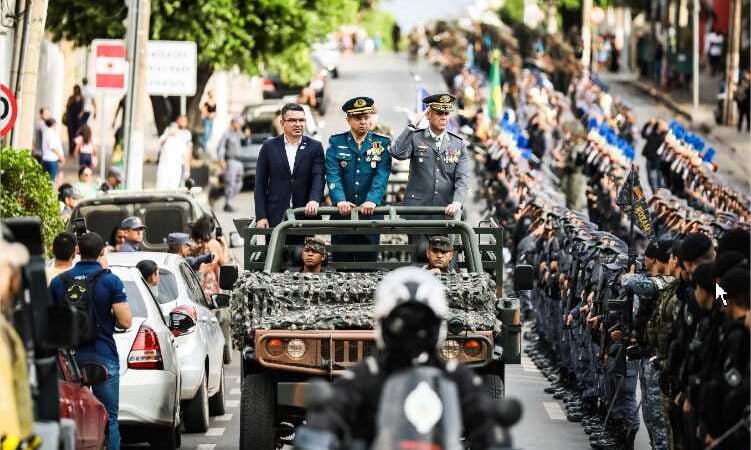 Desfile cívico-militar leva centenas de famílias à Avenida Getúlio Vargas em Cuiabá