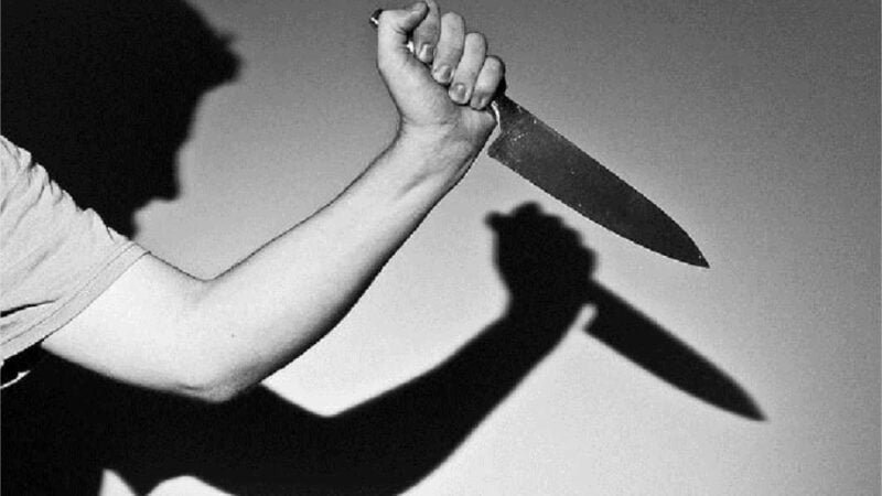 Sem aceitar término, homem dá facadas em ex-namorada e em 3 amigos