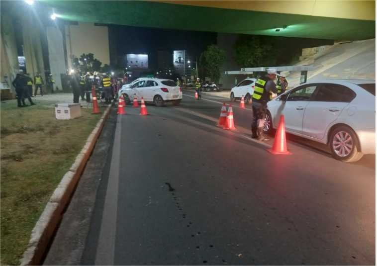 Operações da Lei Seca prendem 32 motoristas por embriaguez ao volante