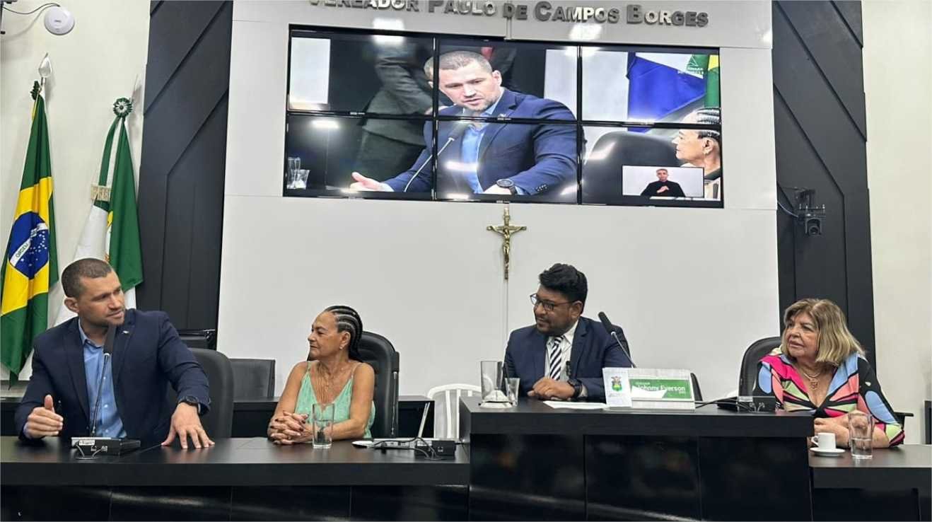 Johnny Everson celebra cultura cuiabana e conquista do Flor Ribeirinha