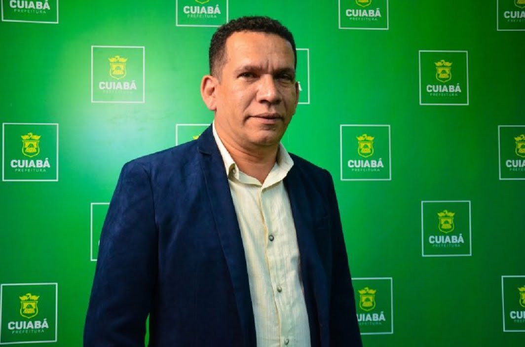 Regra mudada por Ucamb causa exoneração de secretário de Emanuel