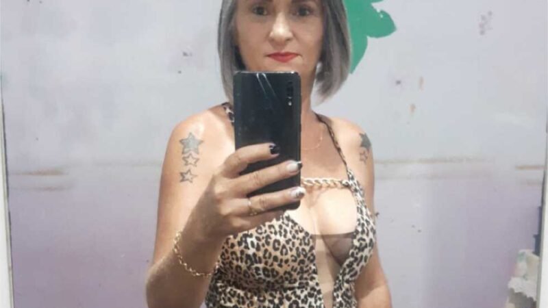 Mulher é assassinada com um tiro na cabeça dentro de casa; ninguém foi preso