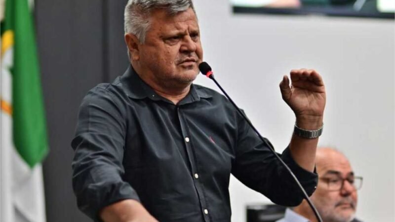 Stopa diz que se assumir por 15 dias demitirá dois secretários