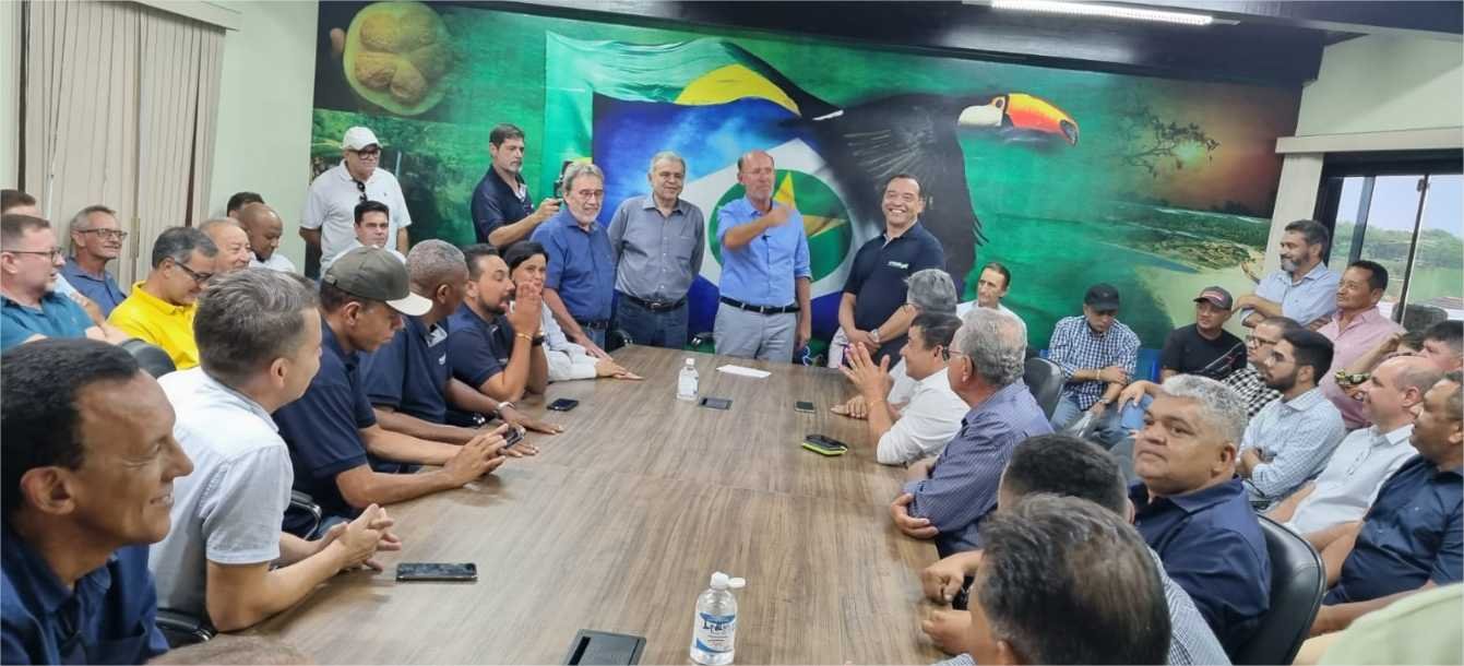 Avallone é reeleito presidente do PSDB e terá Marcelo Maluf como vice