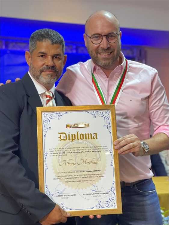 Beto Dois a Um recebe Comenda Couto Magalhães em Várzea Grande