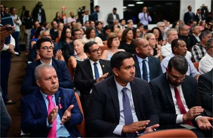 Legislativo cuiabano prestigia sessão no TCE sobre os 70 anos da instituição