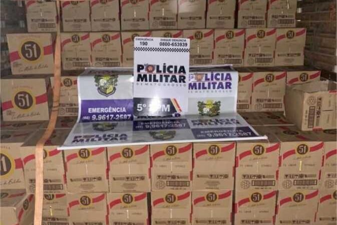 Carga de bebida alcoólica ‘pinga 51’ é apreendida; motorista preso