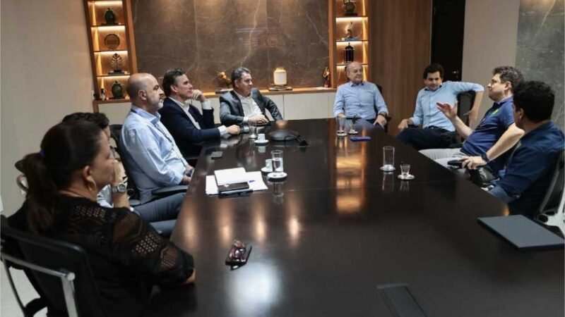 Governador e presidente do Cuiabá anunciam 5 mil ingressos gratuitos a estudantes do estado