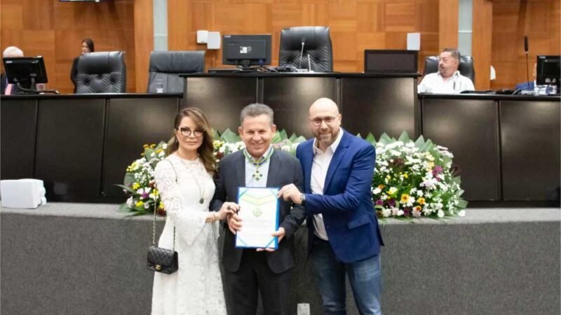 Deputado homenageia personalidades de MT em sessão especial na AL