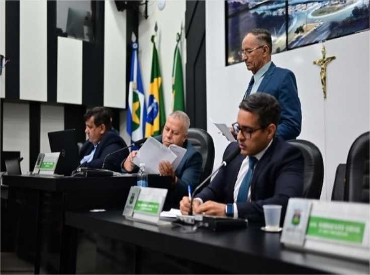 Câmara aprova projetos e pareceres da CCJR na sessão desta quinta
