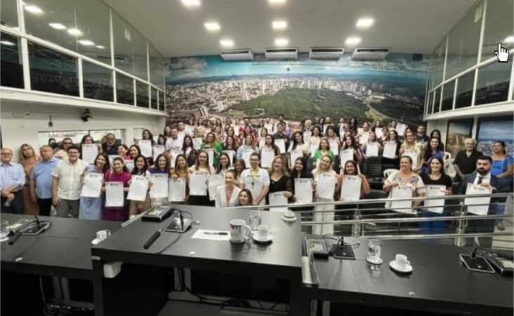 Maysa Leão homenageia profissionais que trabalham com pessoas autistas