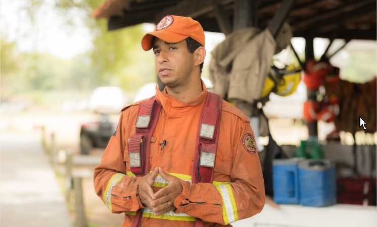 “Fogo imponente do Pantanal exigiu muita força e estratégia”, diz bombeiro que atuou por 27 dias para controlar incêndio