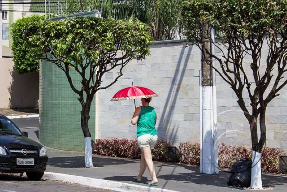 Cuiabanos enfrentarão até 43° C em semana com alerta de perigo máximo para calor