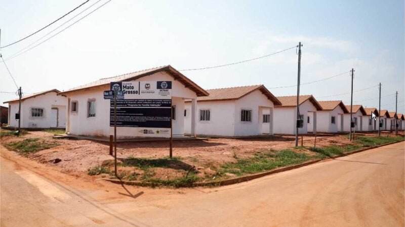Obras de casas populares em Nova Maringá estão 70% concluídas