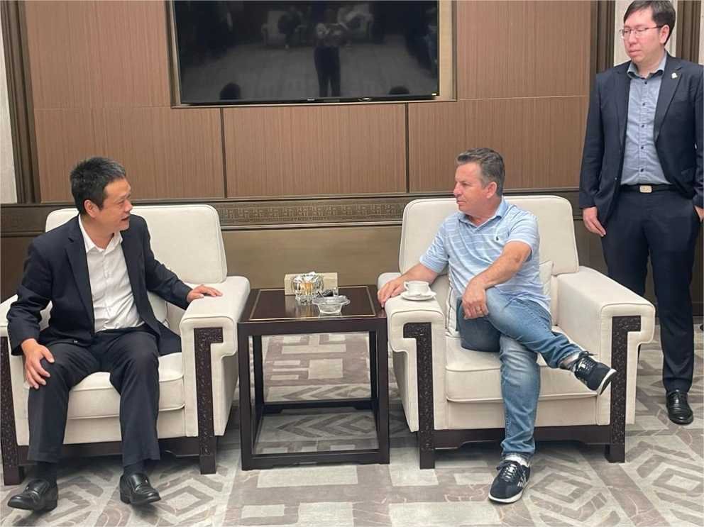 Governador está em Haikou e se reunirá com governador da província chinesa de Hainan