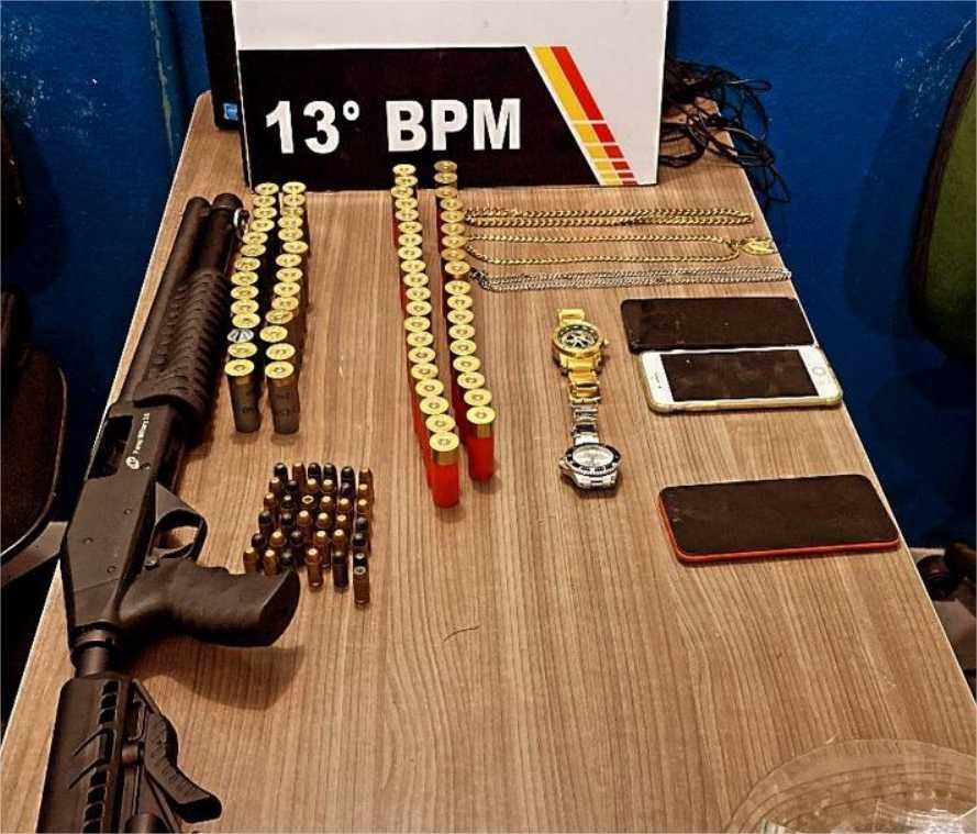 PM prende três suspeitos de roubo, apreende arma, munições e drogas em Lucas do Rio Verde