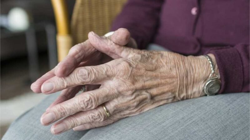 Idosa estuprada duas vezes na mesma noite revela horror cometido por criminoso