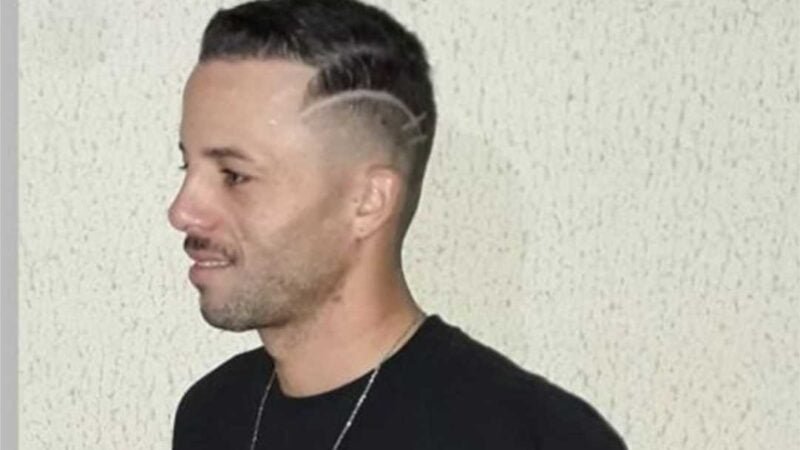 Homem morre após ser esfaqueado no peito pela própria irmã