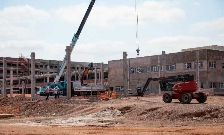 Novo Hospital Júlio Müller está com 55% de sua estrutura física construída