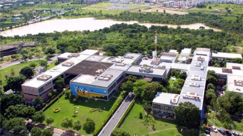 Governo de MT decreta emergência ambiental para intensificar combate aos incêndios florestais