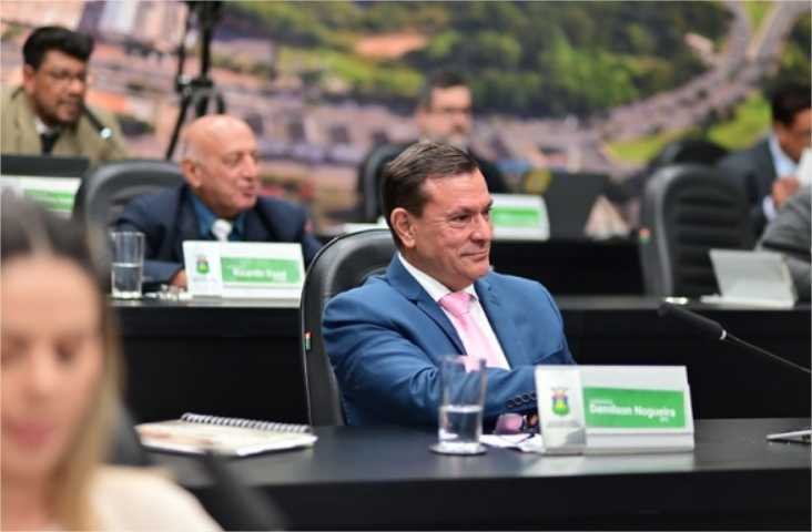 Câmara aprova proposta de Chico e concede título de Cidadão Cuiabano ao vereador Demilson