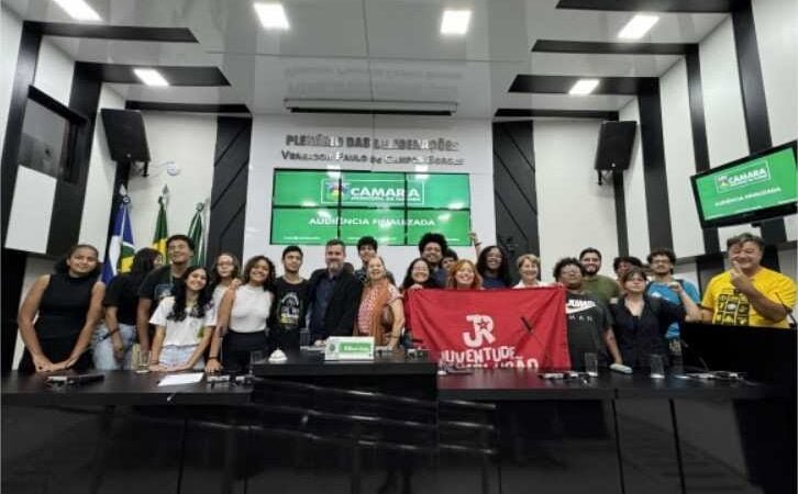 Comunidade acadêmica participa de audiência pública sobre passe livre