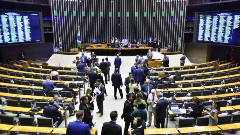 Bancada de MT vota para aumentar penas para furto, roubo e latrocínio