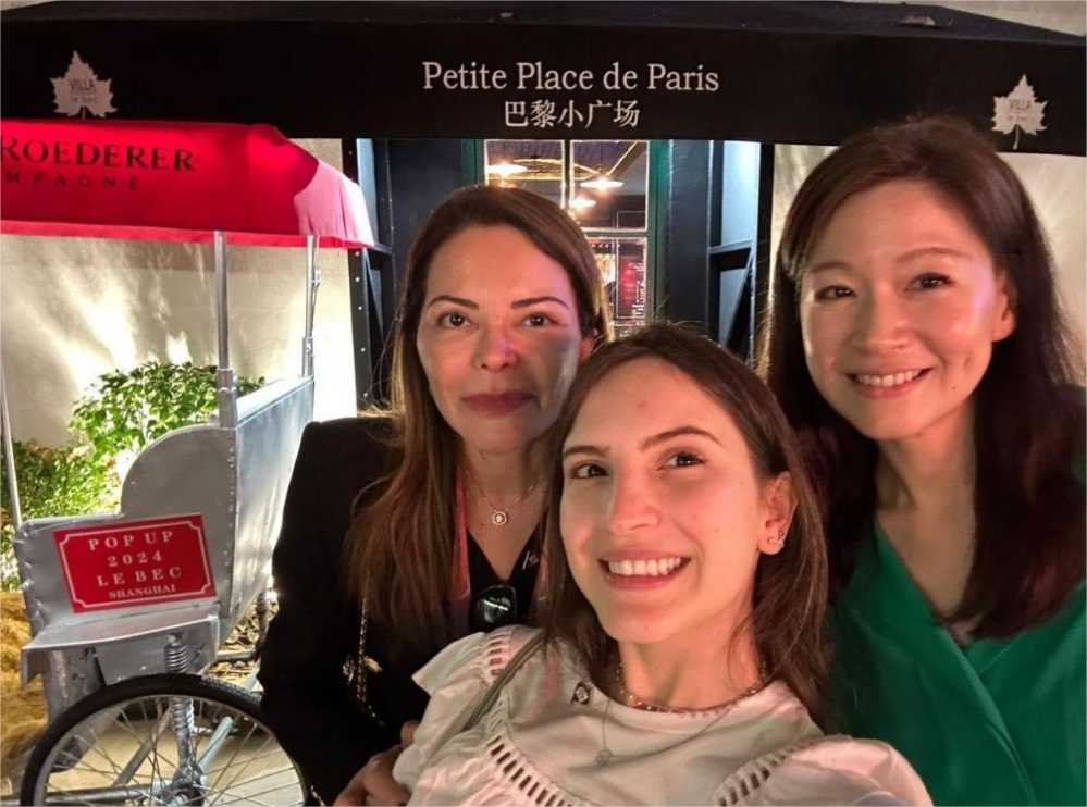 Primeira-dama de MT apresenta projetos sociais a empresária na China